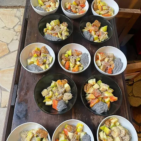 Los Amigos Yoga & Wellness