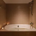 Los Amigos Yoga & Wellness بيت شباب La Mareta