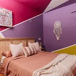 Los Amigos Yoga & Wellness بيت شباب La Mareta