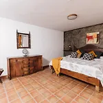 Los Amigos Yoga & Wellness La Mareta