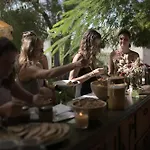 بيت شباب Los Amigos Yoga & Wellness