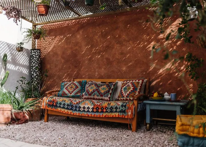 Los Amigos Yoga & Wellness Hostel *