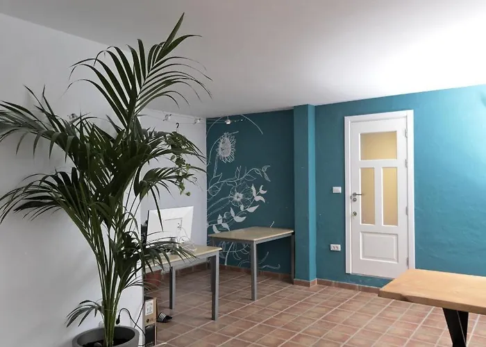 Hostal Los Amigos Nomad *