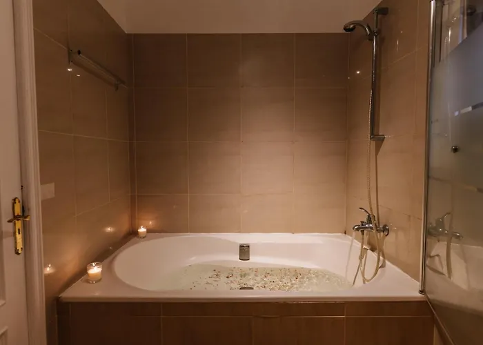 Los Amigos Nomad Hostal La Mareta