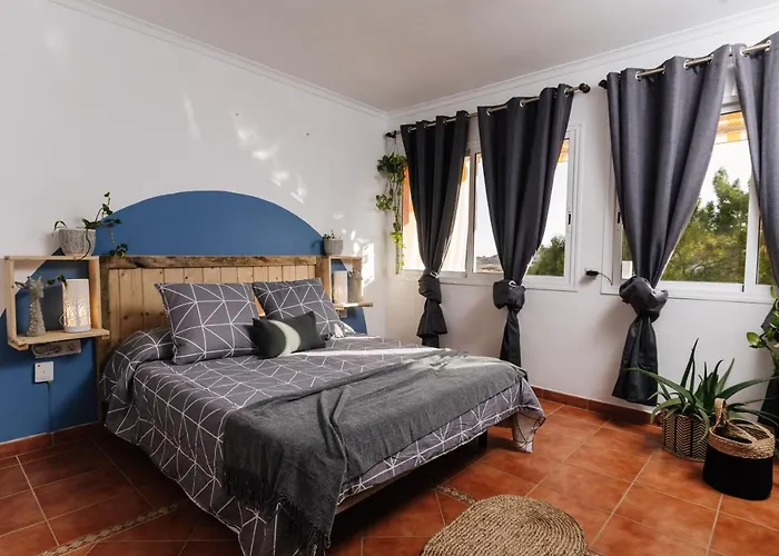 Los Amigos Yoga & Wellness La Mareta