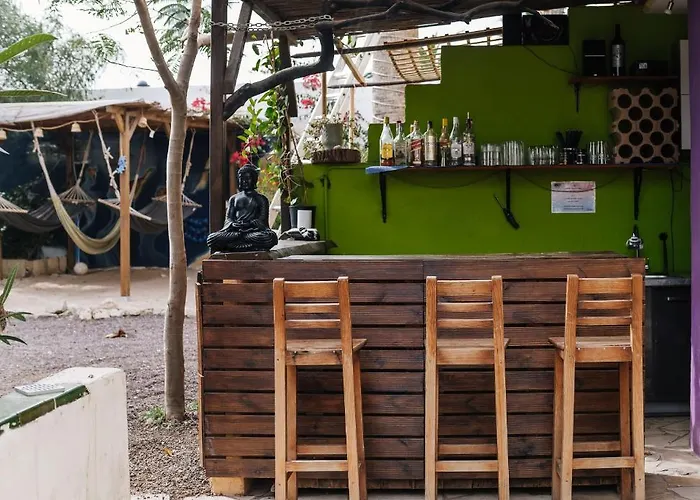 Los Amigos Yoga & Wellness *